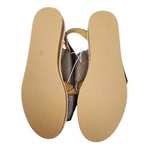 Universal Thread Womens Green Crossover Strap Sandals Shoe Size 11 NWT - Picture 6 of 7